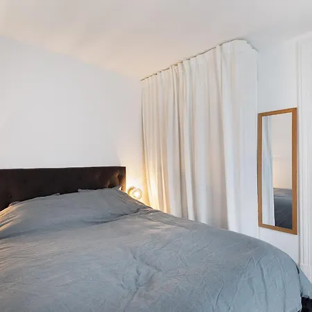 Appartamento Haussmannian Elegance Close To Montmartre *