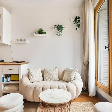 Appartamento Haussmannian Elegance Close To Montmartre