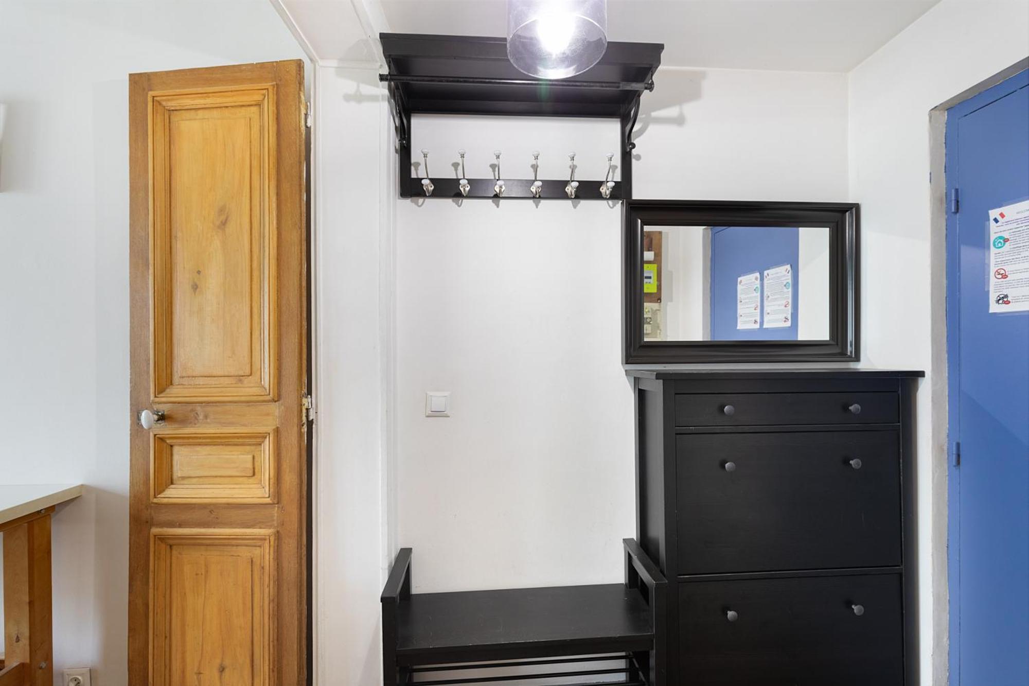 Haussmannian Elegance Close To Montmartre Appartamento